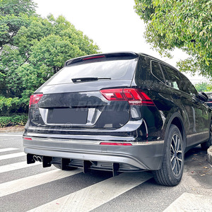 ชุดแต่งกันชนหลัง สำหรับรถยนต์ VW Tiguan MK2 ปี 2021-2023 พร้อมดิฟฟิวเซอร์ สปอยเลอร์ และลิ้นกันชนหลัง อุปกรณ์ตกแต่งรถยนต์ - Product Image 3
