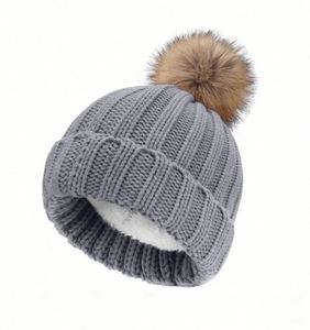 Bonnet d'hiver en acrylique vierge avec logo brodé personnalisé pour femme, enfant, bébé, avec pompon et doublure polaire - Product Image 3