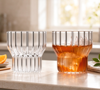 Mug en verre décoratif côtelé transparent en borosilicate soufflé à la main, tasse à expresso moderne, tasse à jus