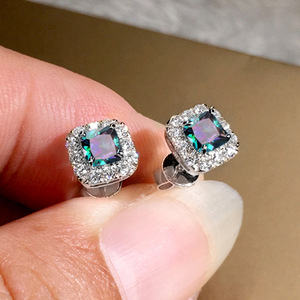 Pendientes de Diamantes de Oro Blanco E2526, Corte Princesa, Diamantes Naturales, Estilo Clásico para Mujer - Product Image 4