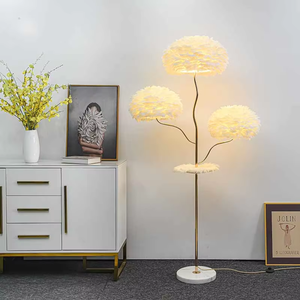 Lampe sur pied en cuivre nordique en forme de palmier avec plumes d'autruche, éclairage LED moderne pour la maison, l'hôtel, la chambre à coucher, le bureau, décoration - Product Image 1