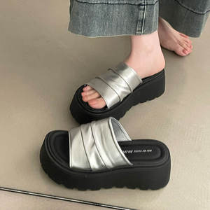 Sandalias de Plataforma Gruesa con Tira Ancha de PU, Plisadas y Fruncidas, de Guangzhou Professional FTS 1688 Agent One-Stop Sourcing, Disponibles 24/7 - Product Image 4