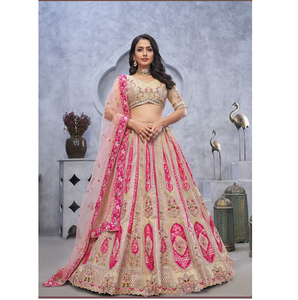 Lehenga Choli en Soie de Surat Moderne et Tendance, Tenue de Mariage Indienne, Collection Festive Ethnique Réversible - Product Image 1