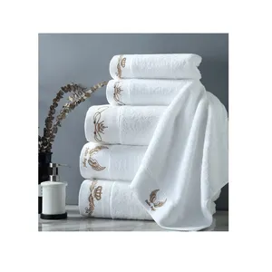Best Selling Adults bath towels Cotton material and plain style hotel towels 600 gsm hotel quality towels