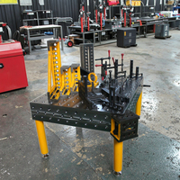 Table de soudage 3D sur mesure avec système de rail mobile, poste de travail multi-trous avec fixation