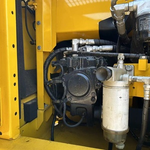 รถขุดโคมัตสุมือสองคุณภาพสูง รุ่นเล็ก PC220 เครื่องจักรงานดินจากญี่ปุ่น - Product Image 3