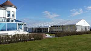 Marquee en aluminium avec paroi latérale en verre pour événements de <span class=keywords><strong>mariage</strong></span>, pavillon en forme de A transparent, résistant au vent, luxueux, cérémonie en plein air, réception - Product Image 3