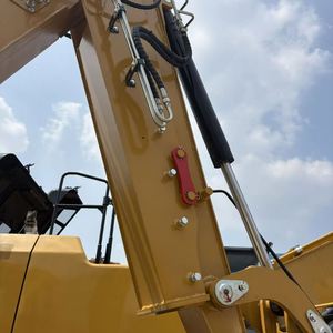 รถตักล้อยางตีนตะขาบ Caterpillar 420 ขับเคลื่อน 4 ล้อ พร้อมขาย - Product Image 4