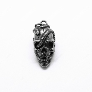 Collar con Colgante de Calavera con Serpiente Entrelazada en Acero Inoxidable 316, Estilo Motociclista, Joyería Retro para Hombre - Product Image 3