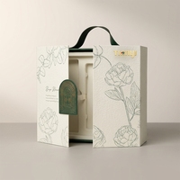 Boîte cadeau rigide à double porte magnétique personnalisée avec poignée, estampage à chaud or et pelliculage mat pour emballage de bonbons de mariage