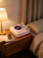 Haut-parleur de bureau style tourne-disque rétro avec lumière d'ambiance RGB, lecture multi-dispositifs TWS, compatible USB TF AUX