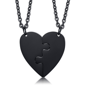 Collier demi-cœur en acier inoxydable plaqué or 18 carats, anti-ternissement, à graver, pour couples et meilleurs amis - Product Image 4