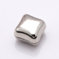 Élégante broche magnétique à chaîne à pampilles et épingle de col – Bouton aimanté en métal sans couture pour accessoires de hijab, chemise, costume, cardigan
