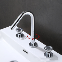 Robinet de lavabo de salle de bain à 3 trous et 2 poignées Robinet de salle de bain répandu de 8 pouces