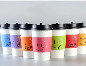 ปลอกหุ้มแก้วกาแฟกระดาษคราฟท์สีดำแบบใช้แล้วทิ้ง ป้องกันรังสียูวี เป็นมิตรกับสิ่งแวดล้อม พิมพ์โลโก้แบรนด์ตามสั่ง สำหรับเครื่องดื่มร้อนและเย็น - Product Image 3