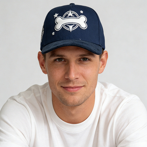 Casquette de baseball vintage 5 panneaux en toile polyester/coton avec broderie, strass et lettres, ajustable à boucle unique - Product Image 1