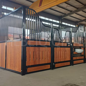 حظائر خيول مؤقتة ومحمولة بباب منزلق مقاس 3.6 × 3.6 متر، ألواح حظائر مؤقتة لاسطبلات الخيول - Product Image 5