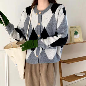 Cárdigan de punto con bloqueo de color rombo y cuello redondo para <span class=keywords><strong>mujer</strong></span> estilo Otoño e Invierno informal para <span class=keywords><strong>mujer</strong></span> - Product Image 4
