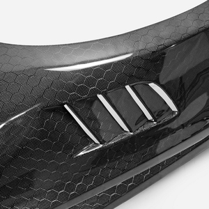 Guardabarros Delantero de Fibra de Carbono con Tejido de Panal de Abeja de Lujo EPR para 370Z Z34 (2009 en Adelante), Estilo EPA con Ventilaciones Superiores Abiertas - Fácil Instalación - Product Image 2