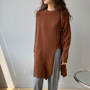 Pull épais de style coréen avec longue longueur automne asymétrique solide col rond fendu irrégulier conception coréenne de pâte frite - Product Image 4