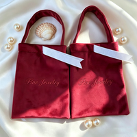 Sac fourre-tout compact de luxe rose personnalisé en velours avec logo sur mesure, poignée en velours durable, pochette de shopping, sac à cordon