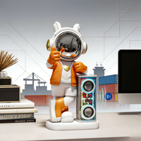 Haut-parleur Bluetooth, sculpture d'ornement d'astronaute, motif peint à la main, résine synthétique, artisanat en résine, salon, meuble TV, bureau