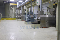 Ligne de production de fabrication sur mesure de machines hydrauliques pour la production d'huile de noix de coco vierge fraîche, fabriquée en Chine par MCRAYONE.