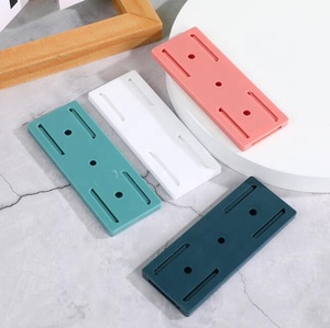 Soporte de soporte sin perforaciones soporte de <span class=keywords><strong>enchufe</strong></span> adhesivo/fijador de <span class=keywords><strong>enchufe</strong></span> enchufable/soporte para colgar en la pared - Product Image 4