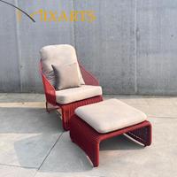 Chaise longue d'extérieur colorée en acier inoxydable avec structure en corde tressée pour jardin, hôtel, balcon