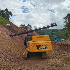 Trivella per micro-pali PVT 90-150mm 20m con motore diesel YUCHAI, montata su escavatore per perforazione facile di fondazioni a micro-pali - Product Image 3