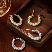 Pendientes de Aro en Forma de U con Zirconia Cúbica Redonda de 3mm, Chapados en Oro, Elegantes y Versátiles, Clásicos, de Lujo, para Mujer