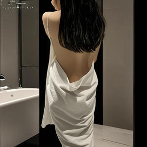 Vestido de <span class=keywords><strong>toalla</strong></span> de playa de baño usable sin espalda grueso con <span class=keywords><strong>tirantes</strong></span> absorbentes Súper suaves, falda de toallas envolvente - Product Image 3