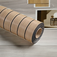 Panneau mural auto-adhésif moderne en PVC imitation bois, étanche, pour cuisine, salle de sport, chambre, hôtel, épaisseur 2 mm, idéal appartement