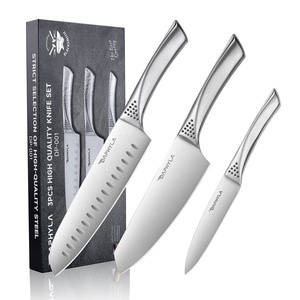 Set Professionale di 3 Coltelli da Cucina in Acciaio Inox con Manico Cavo, Coltelli Santoku e Multiuso con Confezione Regalo Magnetica per Chef - Product Image 1