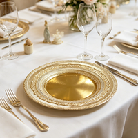 Assiettes de présentation classiques réutilisables en plastique PP doré de 13 pouces, durables, pour la décoration de table de mariage et de la maison