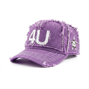 Gorra de Béisbol Negra Ajustable Estilo Urbano Unisex con Logo 4U y Estrella de Diamantes de Imitación, Diseño Desgastado - Product Image 5