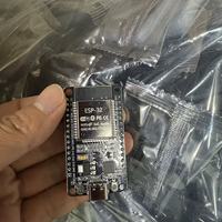 Modul Wi-Fi Original Baru ESP32-CP2102 DEVKIT1 Papan Pengembangan 4MB, Tipe-C (30-pin)