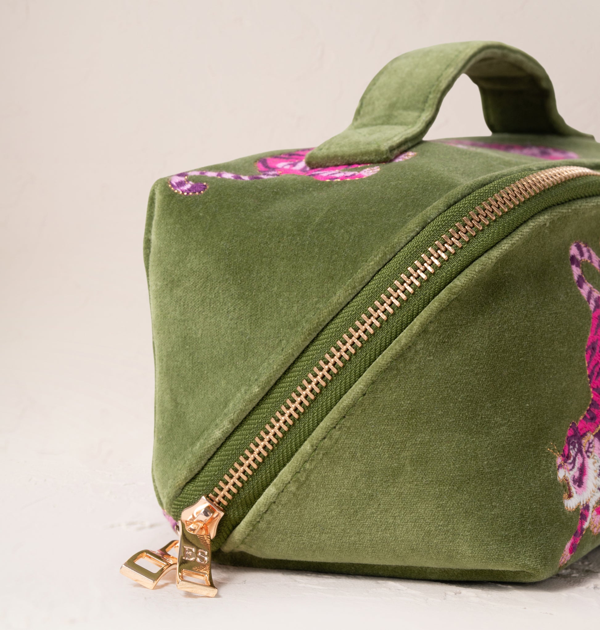 velvet bags for clinic skincare