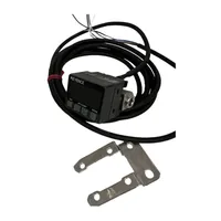 Unit Penguat Sensor Tekanan Keyence AP-C33KP Layar Digital Dua Warna Deteksi Tekanan Gas Industri Kecepatan Tinggi