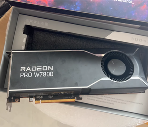 Radeon Pro W7800 32G พัดลม Gddr6ออกใหม่การ์ดจอแบบมืออาชีพสำหรับการสร้างแบบจำลอง3D กราฟิกแล็ปท็อป Radeon Pro W7800 AI - Product Image 1