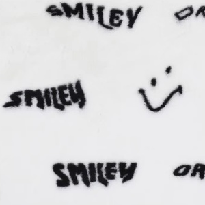 Tela de Piel Sintética de Conejo 100% Poliéster con Estampado de Letras y Sonrisas Personalizado para Diseño de Ropa Creativa - Product Image 1