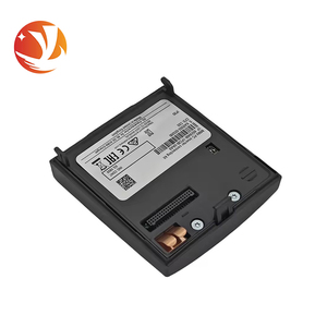 ขั้วต่ออินเวอร์เตอร์6SE6400-1PC00-0AA0 400-1PC00-0AA0 6SE6 Siemens ของแท้ของใหม่อุปกรณ์ควบคุมโปรแกรมได้ PLC - Product Image 3