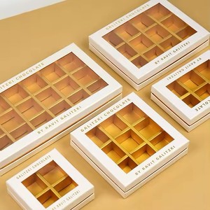 Boîtes en carton personnalisables avec plateau intérieur pour un emballage durable de sushis, de gelées, de desserts, de chocolats, avec séparateurs et fenêtre en PVC - Product Image 1