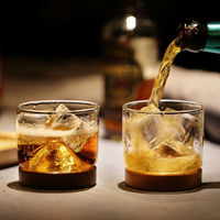 Verre à vin en cristal Fujiyama Classic Raised Hill avec sous-verre en bois, logo personnalisable, design à rainures pour whisky, liqueurs et spiritueux