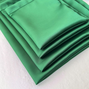 Pochette à cordon en faux satin vert foncé pour bijoux, bagues, boucles d'oreilles, pièces de monnaie, sac cadeau, voyage, fête, mariage, légère, impression de logo personnalisée - Product Image 5