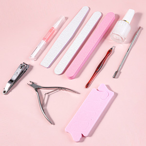 Kit d'outils pour ongles avec boîte de rangement transparente, pince à cuticules, lime à ongles, éponge polissoir, huile pour cuticules, séparateurs d'orteils pour manucure et nail art - Product Image 4