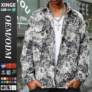 Chaqueta Bomber Personalizada Estilo Vintage con Bordado Floral y Estampado de Camuflaje, Hombros Caídos, Cuello Beisbolero, Chaqueta Varsity para Hombre - Product Image 1