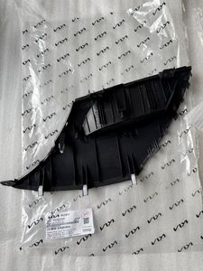 Accesorios Originales, Panel Decorativo Negro con Reloj Electrónico en el Tablero Central del Automóvil Kia K3/K3S 2011-2018 - Product Image 2