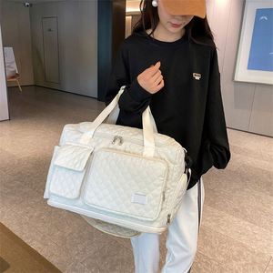 Sac de voyage de haute qualité BSCI pour femmes, sac de yoga, sac de fitness portable, sac de sport grande capacité, bagage - Product Image 5
