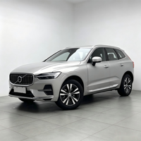 Voiture d'occasion Volvo XC60 2024 B5 Momentum Luxe 2.0T 48V Hybride Léger AWD SUV 115000km Conduite à Gauche pour Exportation B2B Vente en Gros